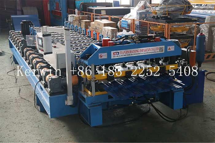 Glazed tile making machine