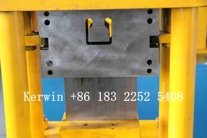 M&aacute;quina conformadora de perfiles C1 