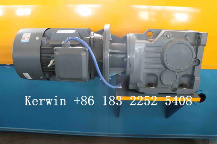 M&aacute;quina conformadora de perfiles C1 