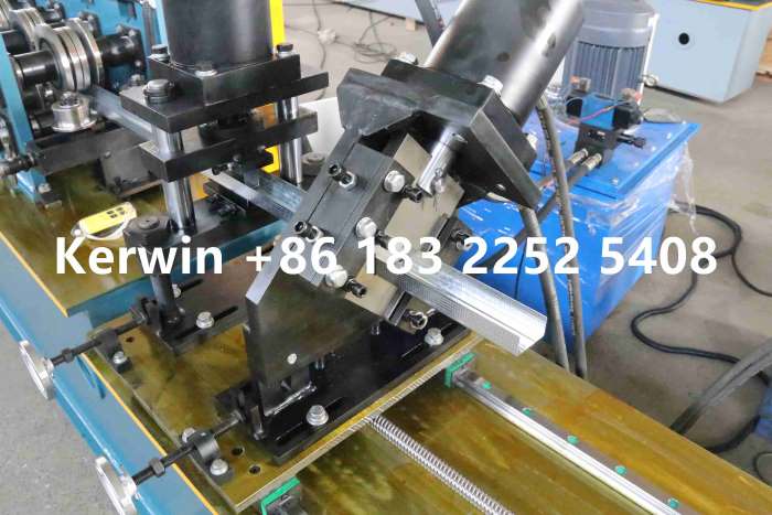 U de hierro galvanizado 