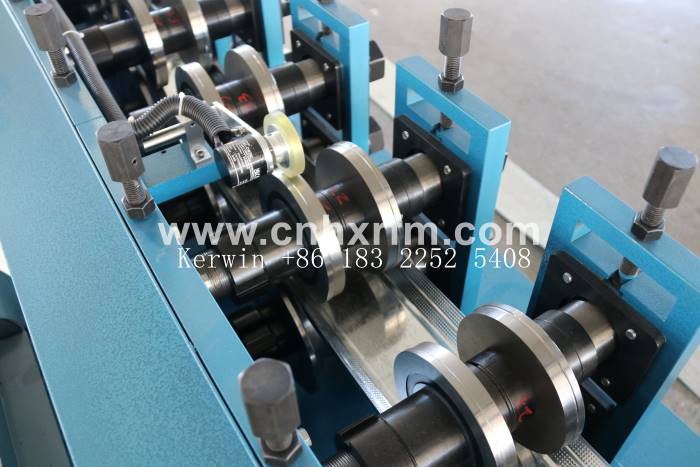 M&aacute;quina perfiladeira de perfill c