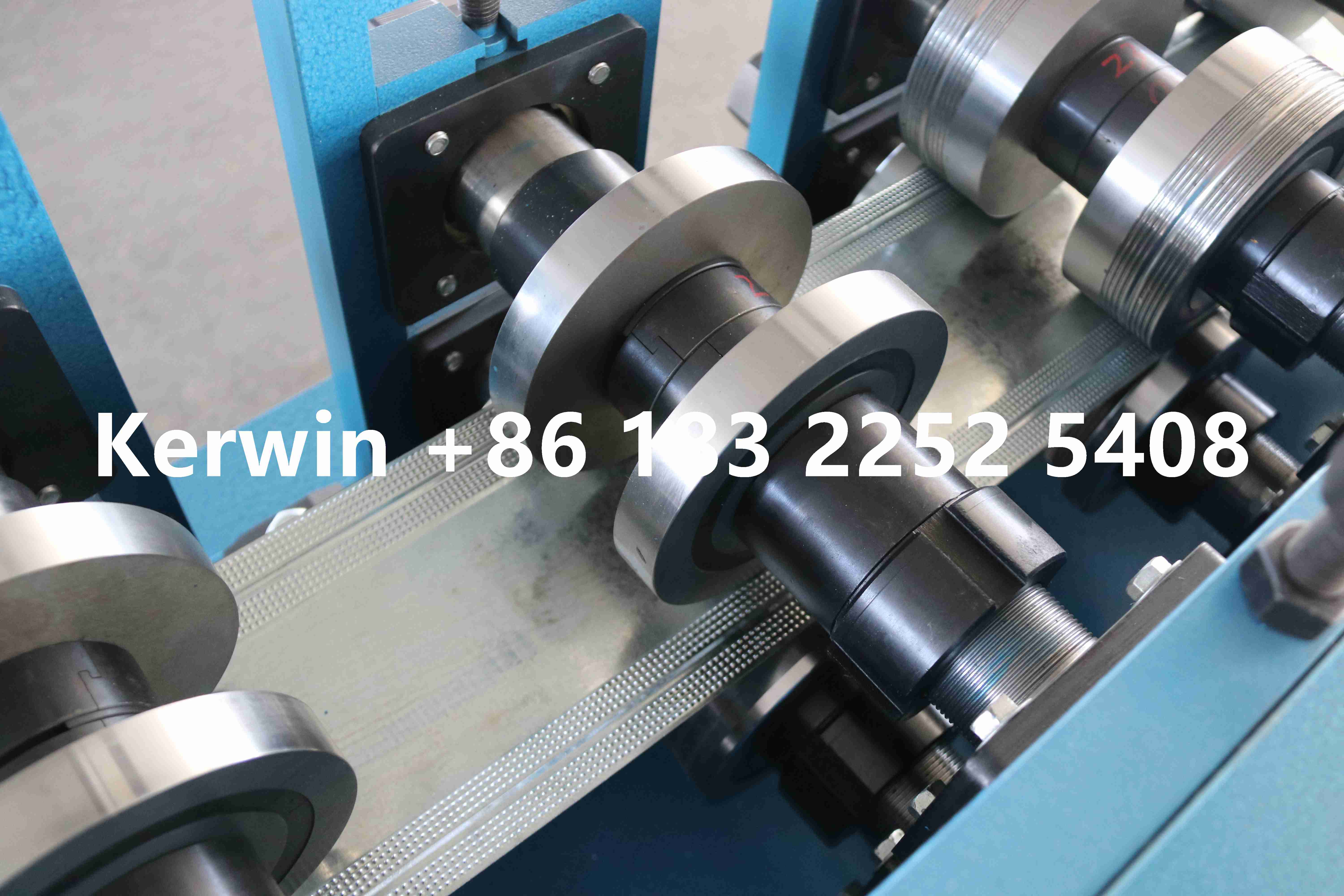 Perfiladora para Drywall Perfil U