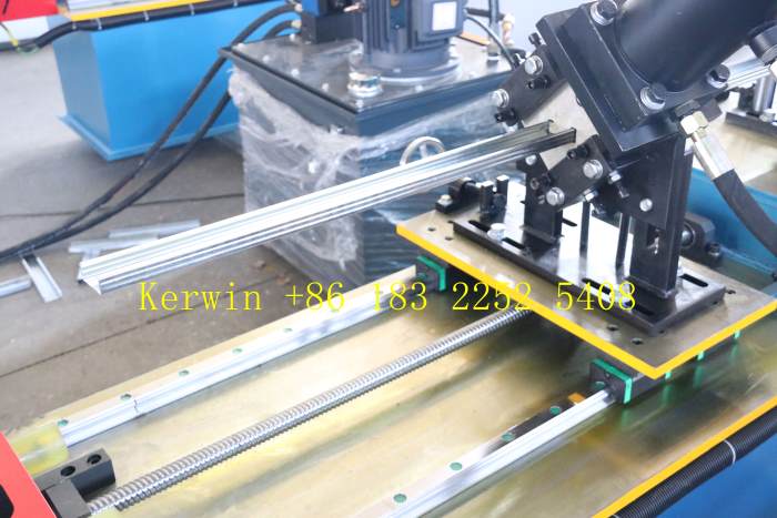 m&aacute;quina de fabricar perfil steel frame C