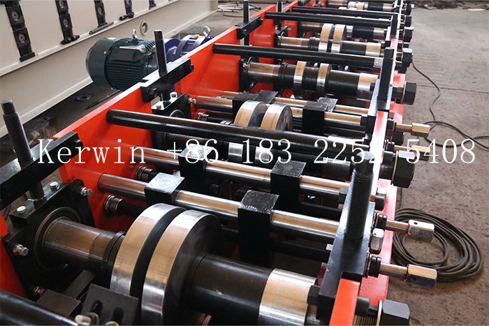 Perfiladora de perfiles C