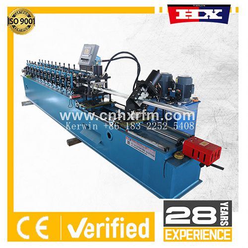 Metal stud forming machine