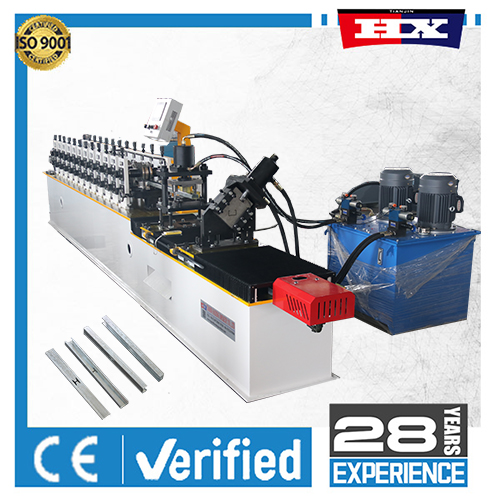 Máquina confommadora de perfiles C y U