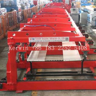 Roll forming auto stacker